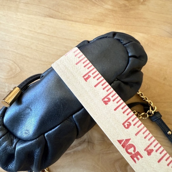 BADGLEY MISCHKA LEATHER BUCKET BAG ZIP TOP DESIGNER CROSSBODY MODERN LUXURY - Picture 13 of 13